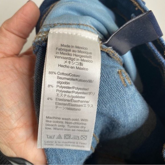 Madewell 9" Mid-Rise Skinny Jeans in Hayes Wash Button-Front Edition - Picture 8 of 12